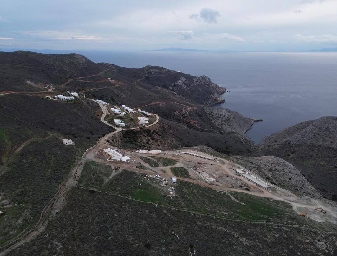 C:\Users\User\ENVIRONMENTAL OBSERVATORY\ΧΑΡΑΣΩΝΑΣ\ΠΡΟΣΦΥΓΗ ΣΤΟ ΕΦΕΤΕΙΟ\1_X_3.12.2025.jpg